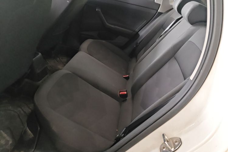 Volkswagen Polo 2023 car image #17