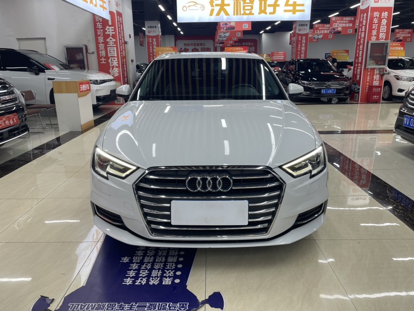 Audi A3 2019 car image #2