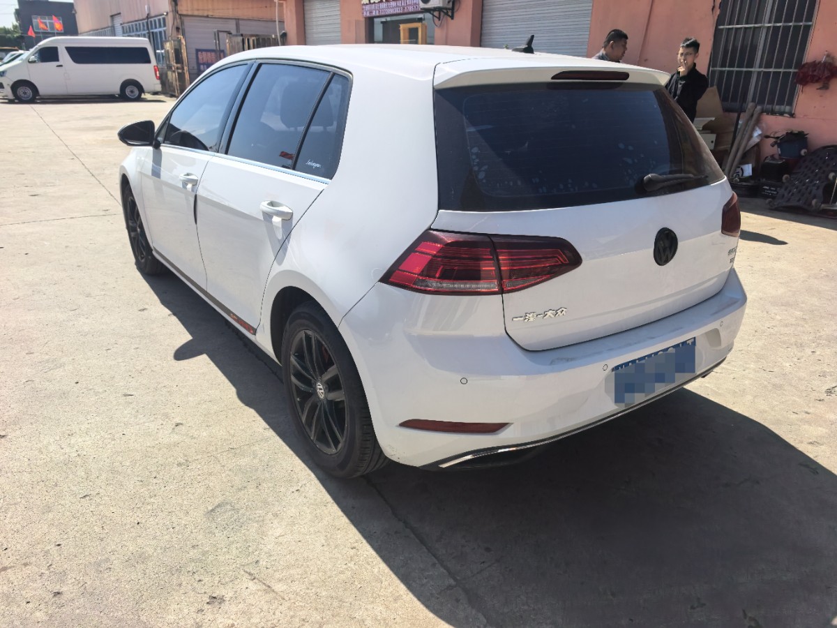 Volkswagen Golf 2019 #4 Volkswagen Golf 2019 car image #4