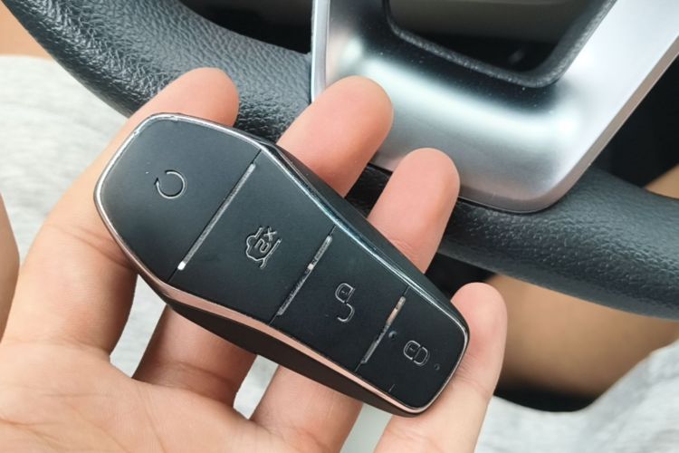 BYD Yuan Pro 2021 صورة سيارة #9