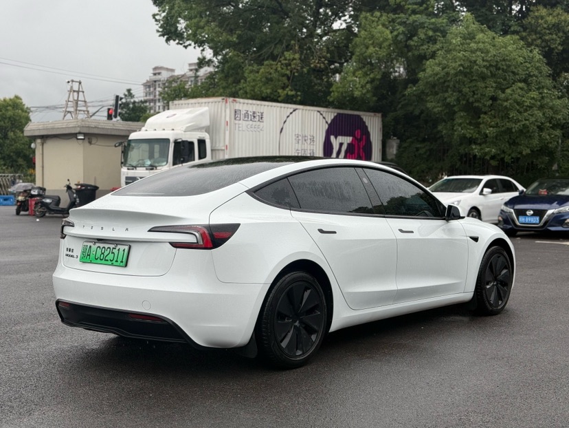 Tesla Model 3 2025 #7 Tesla Model 3 2025 immagine di auto #7