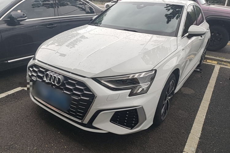 Audi A3 2024 car image #2