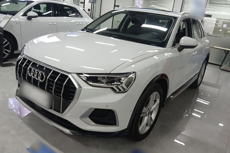 Audi Q3 2021 #2 Audi Q3 2021 изображение автомобиля #2