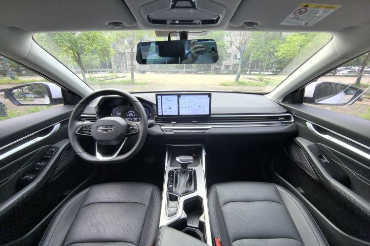 GEELY Emgrand 2023 #23 GEELY Emgrand 2023 car image #23