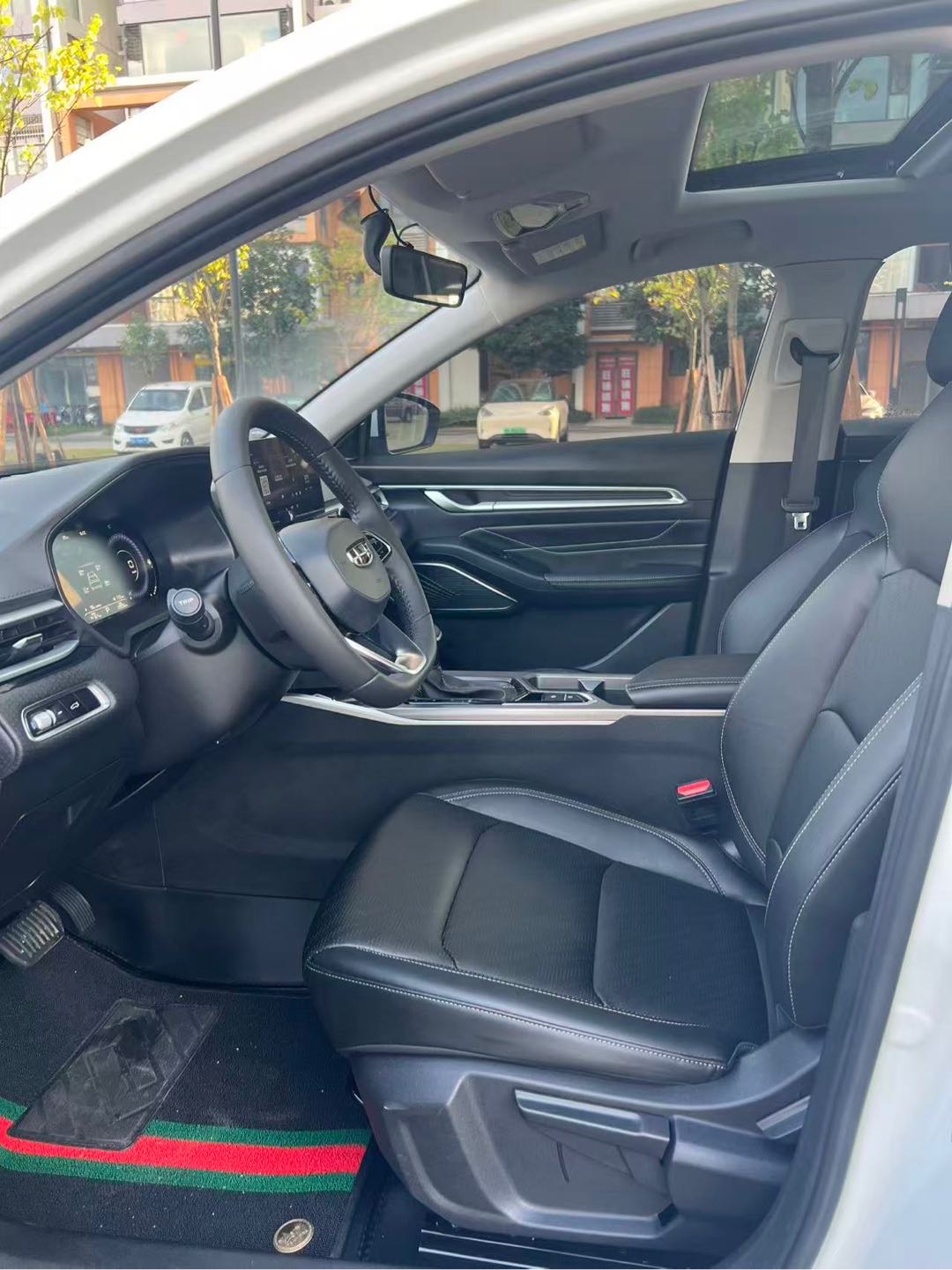 GEELY Emgrand 2022 car image #11