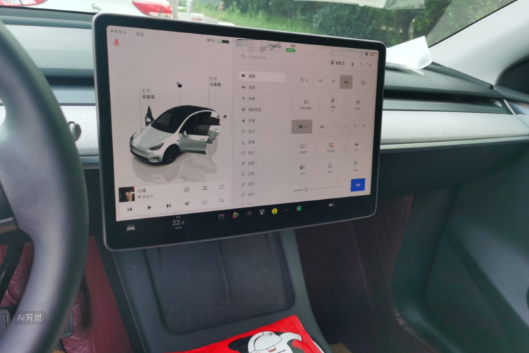 Tesla Model Y 2024 immagine di auto #15