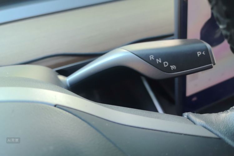 Tesla Model 3 2020 immagine di auto #16