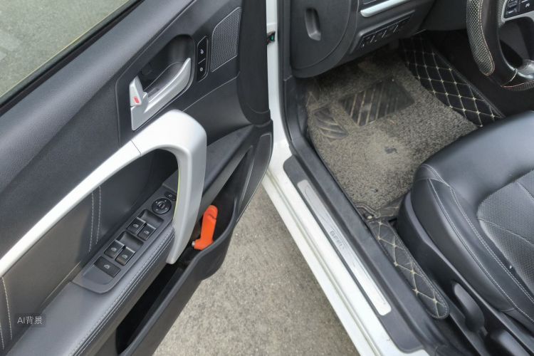 GEELY Emgrand 2017 car image #18