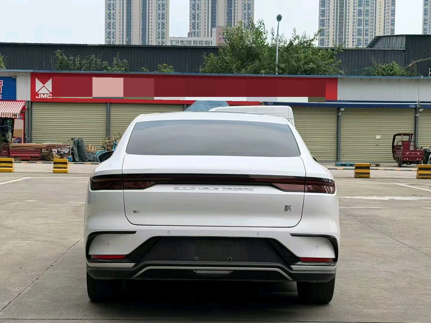 BYD Han 2023 #8 BYD Han 2023 car image #8