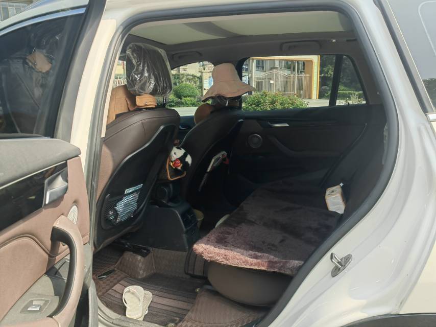 BMW X1 2022 car image #8
