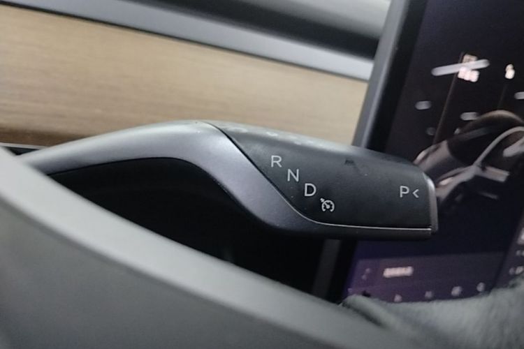 Tesla Model 3 2020 #14 Tesla Model 3 2020 car image #14