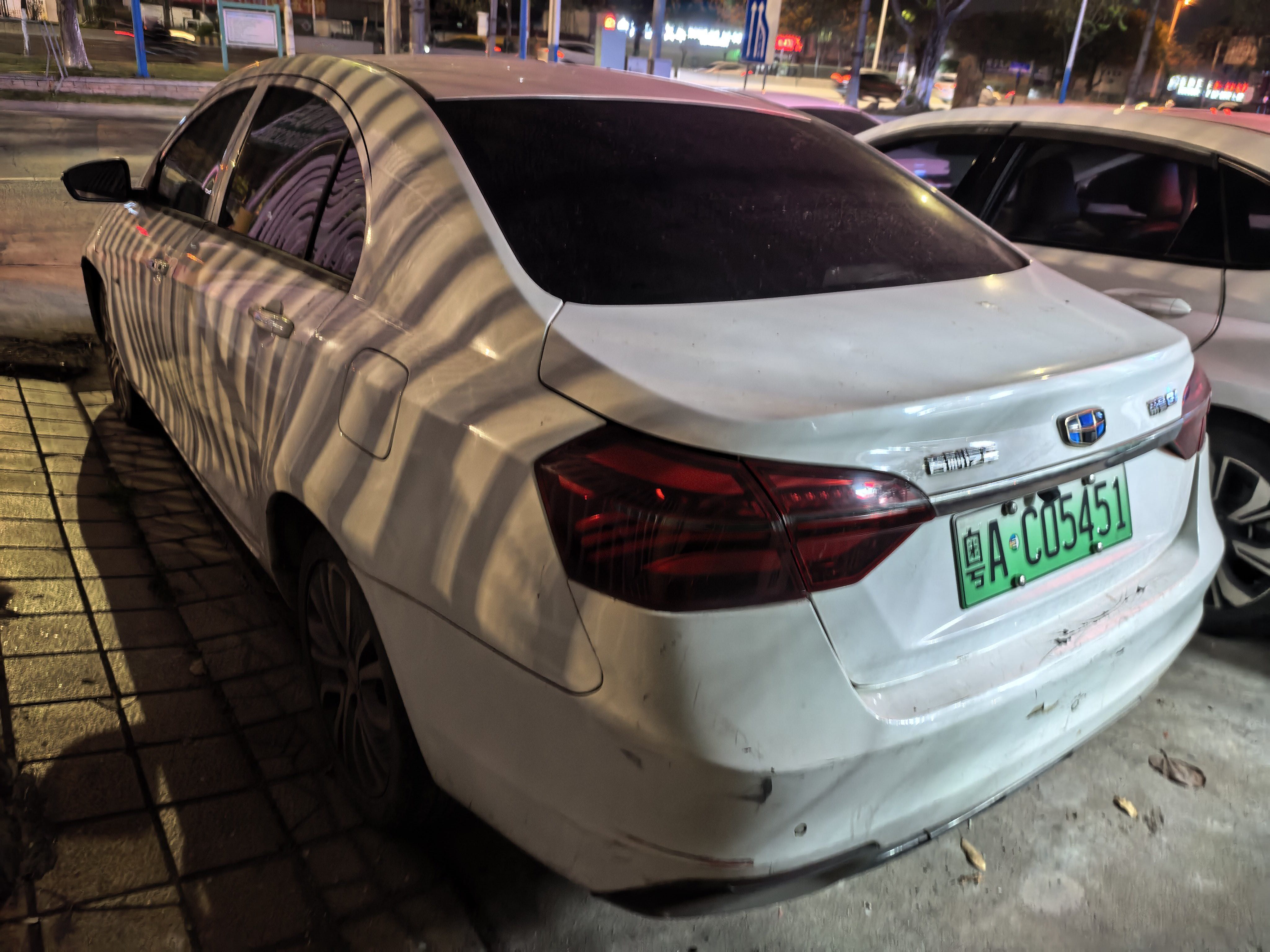 GEELY Emgrand New Energy 2019 car image #4