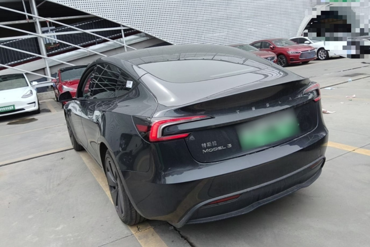 Tesla Model 3 2024 #5 Tesla Model 3 2024 immagine di auto #5