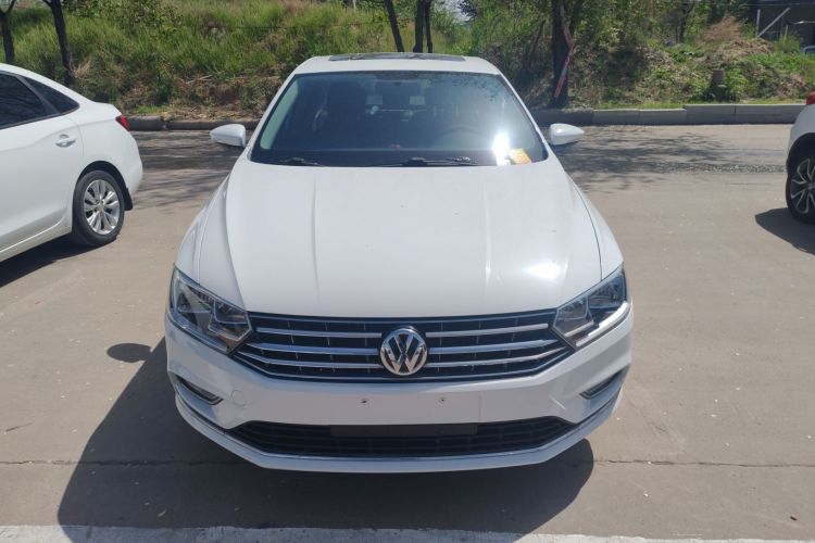 Volkswagen Bora 2017 car image #3