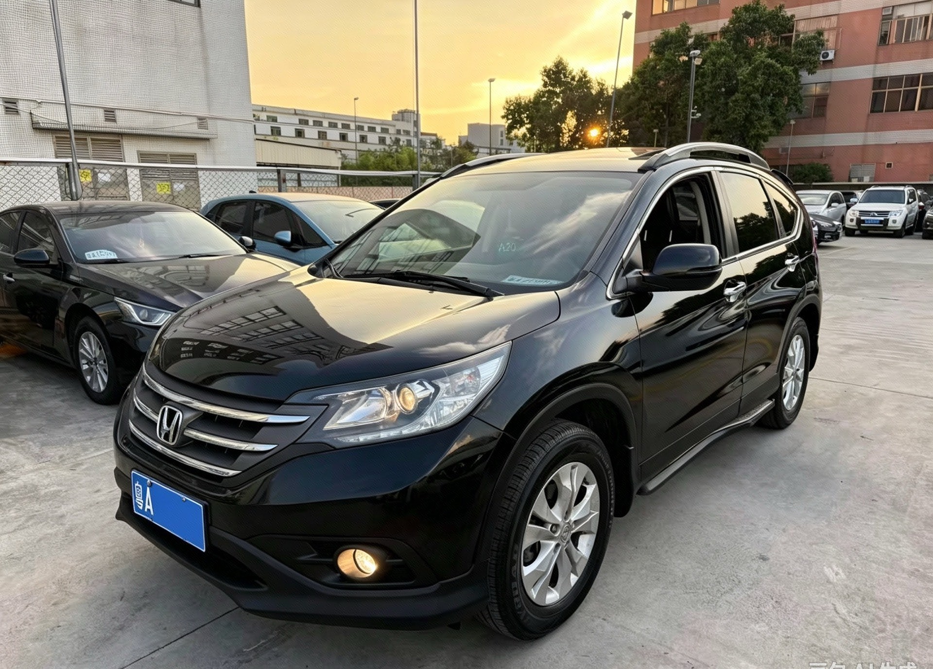 Honda CR-V 2013 car image 