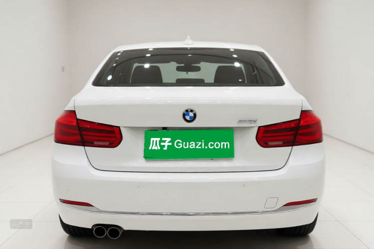 BMW 3 Series 2017 #6 BMW 3 Series 2017 car image #6