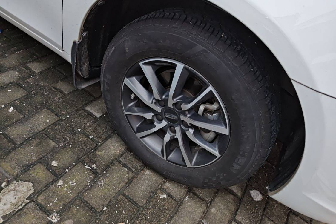 GEELY Emgrand 2019 #9 GEELY Emgrand 2019 car image #9