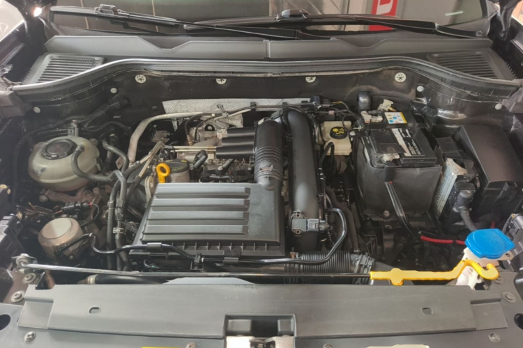 Volkswagen Tharu 2021 car image #20