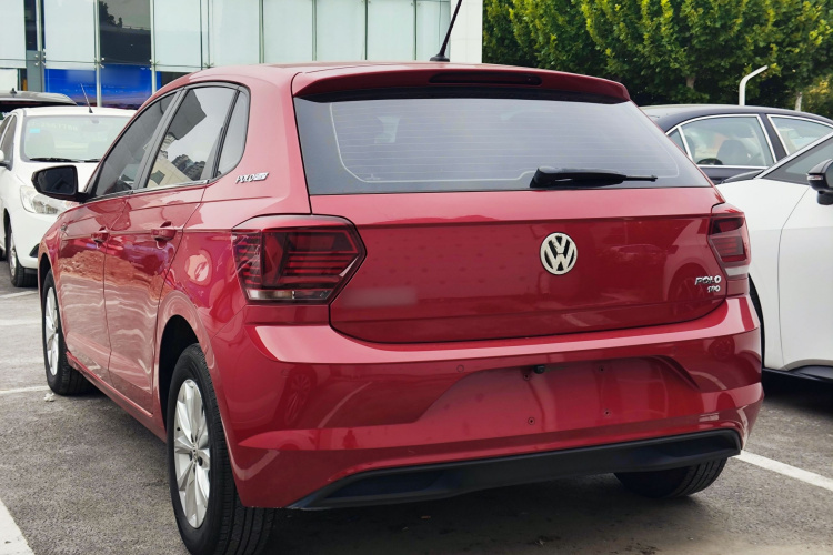 Volkswagen Polo 2019 car image #5