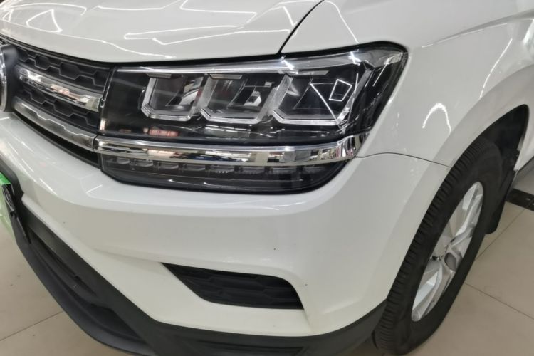 Volkswagen Tharu 2019 car image #23