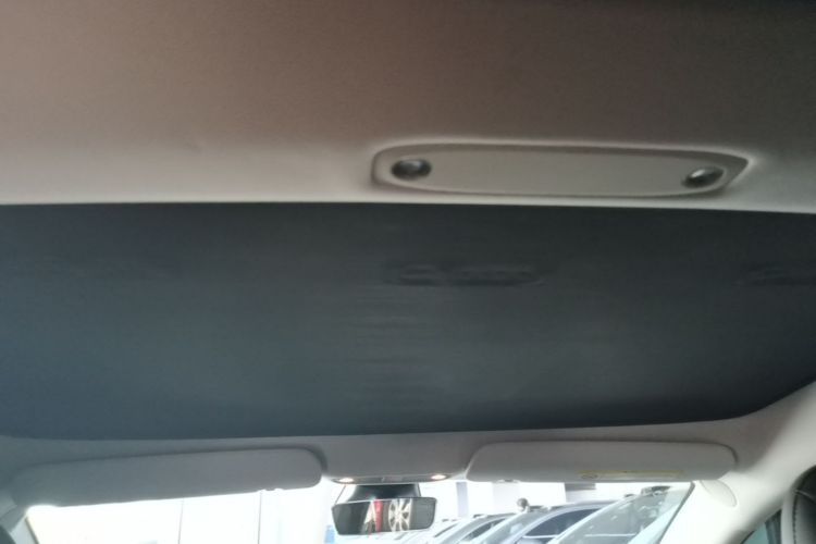 Tesla Model 3 2020 car image #18