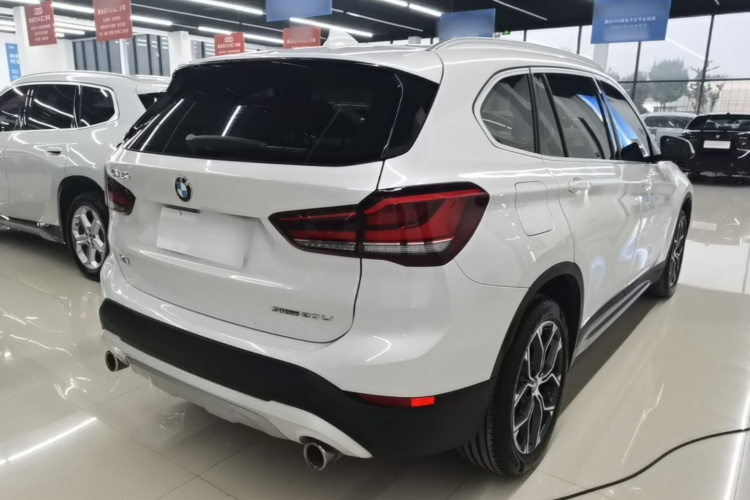 BMW X1 2021 car image #7