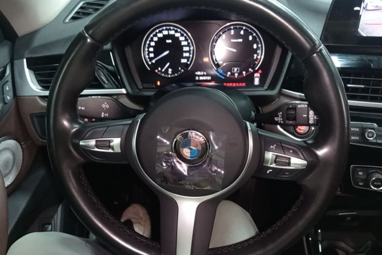 BMW X1 2022 #11 BMW X1 2022 car image #11