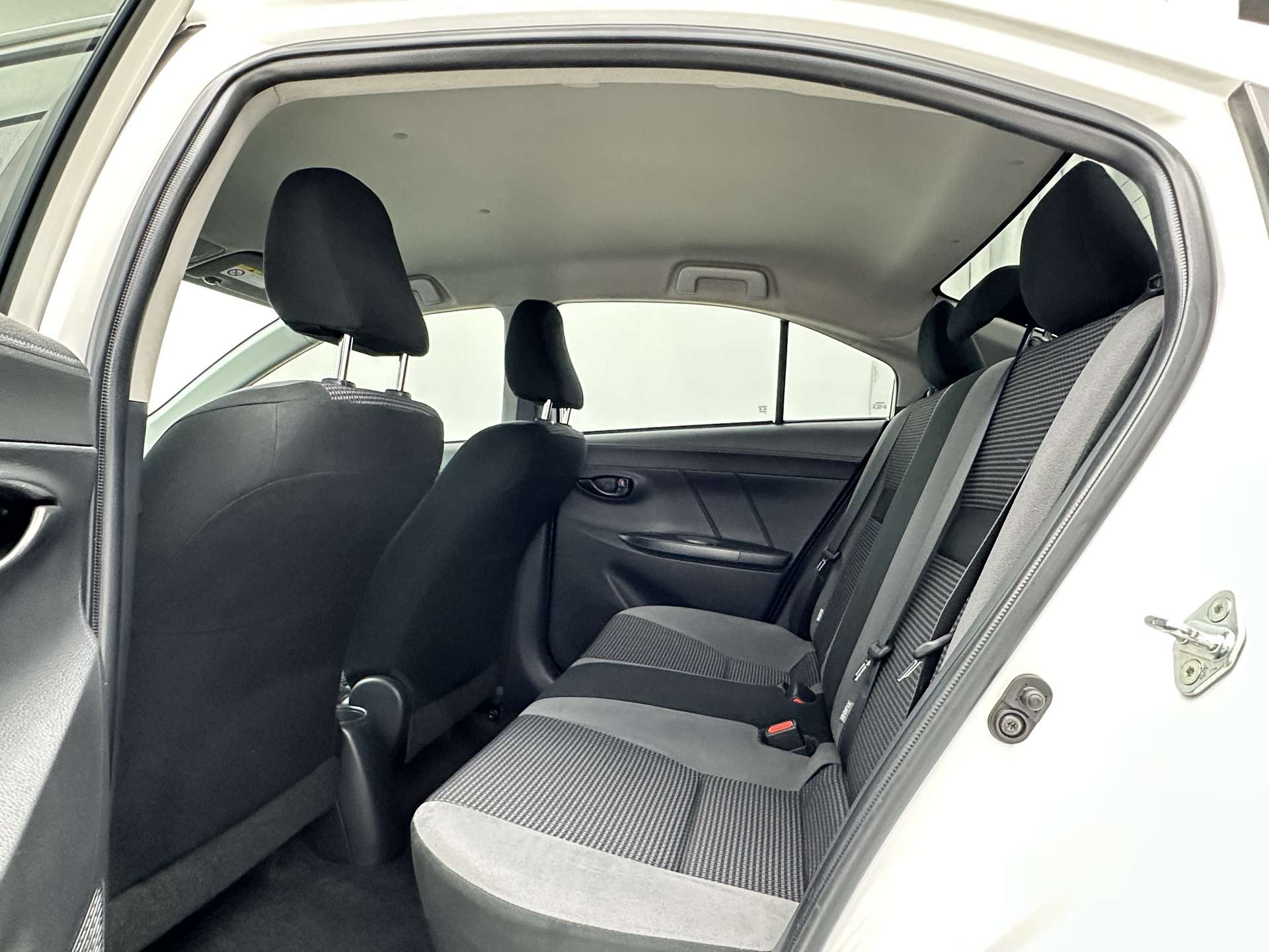 Toyota Vios 2023 car image #5
