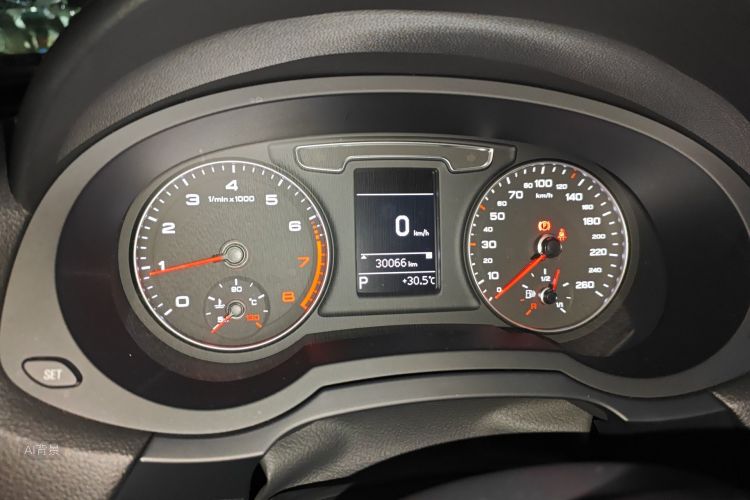 Audi Q3 2019 image de voiture #13