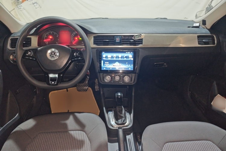 Volkswagen Santana 2022 car image #10