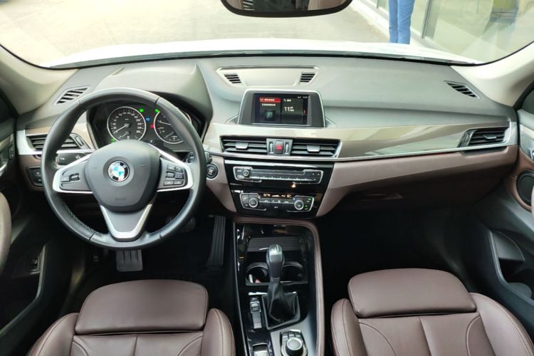 BMW X1 2018 #10 BMW X1 2018 car image #10