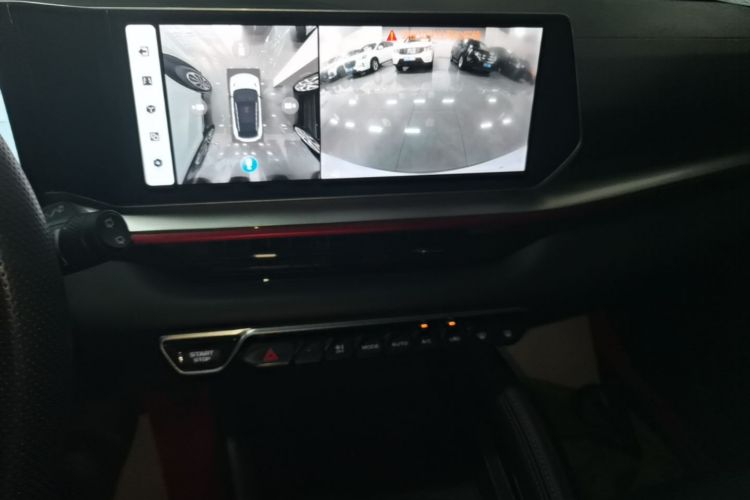 GEELY Coolray 2023 car image #13