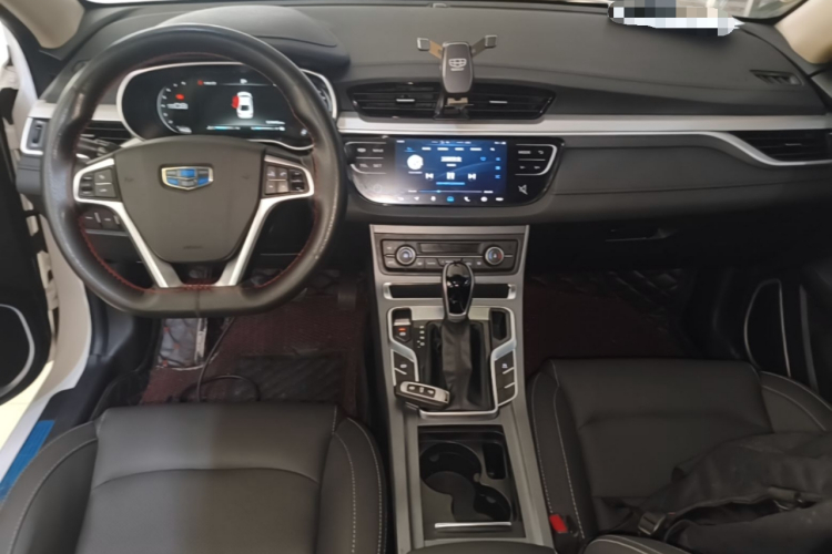 GEELY Emgrand 2019 #10 GEELY Emgrand 2019 car image #10