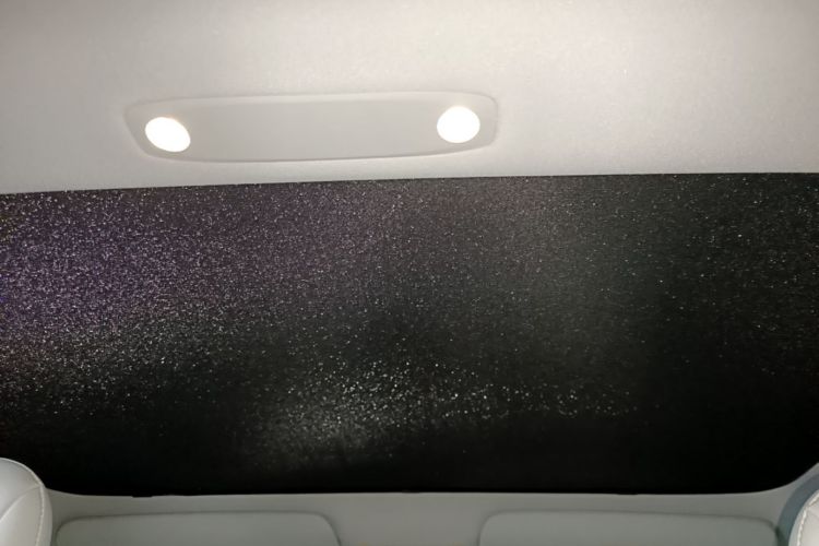 Tesla Model 3 2020 car image #18