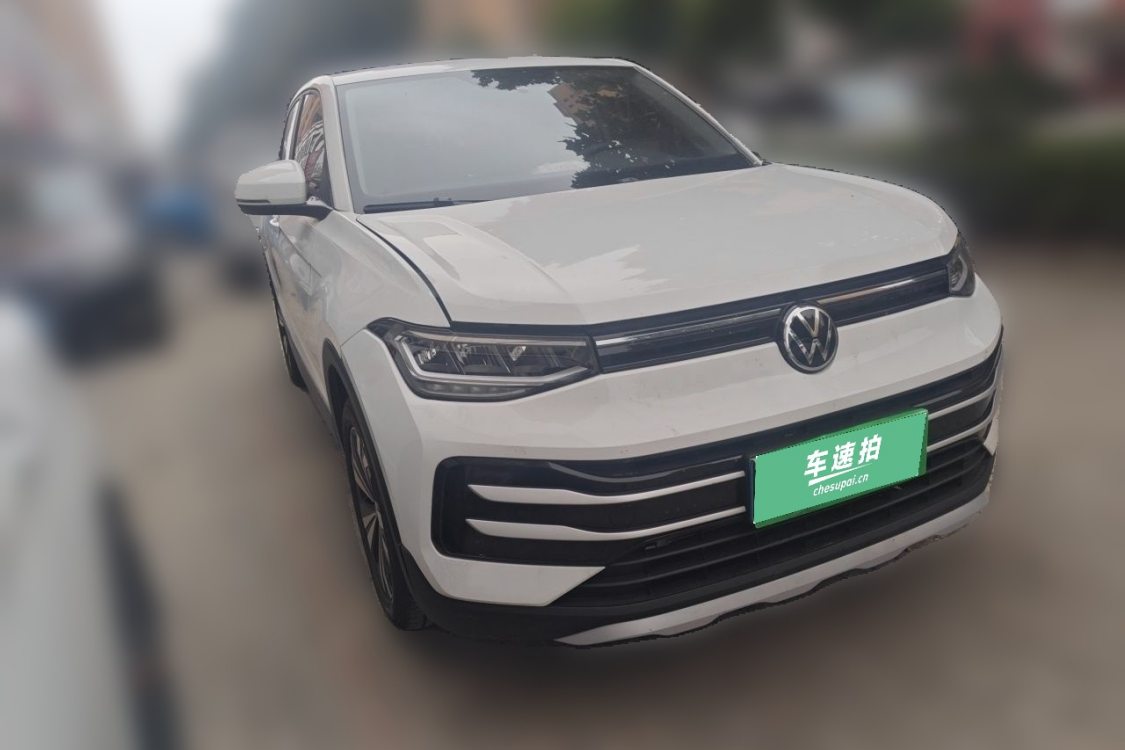 Volkswagen Tharu 2025 car image #2