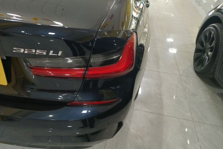 BMW 3 Series 2020 #8 BMW 3 Series 2020 car image #8