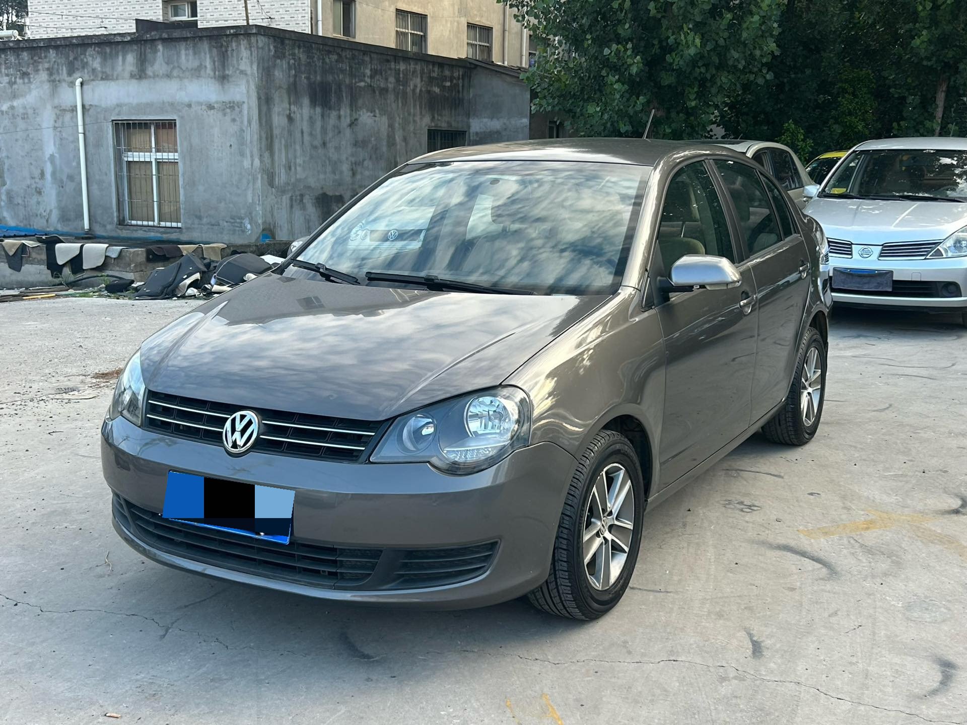 Volkswagen Polo 2011 Volkswagen Polo 2011 car image