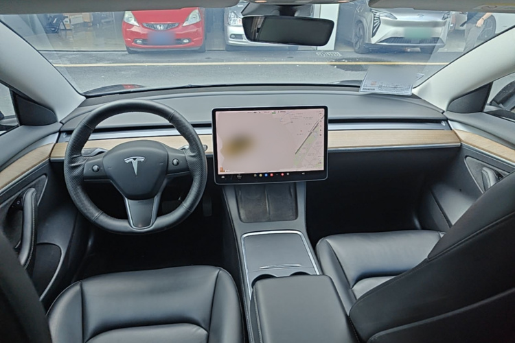 Tesla Model 3 2021 car image #10