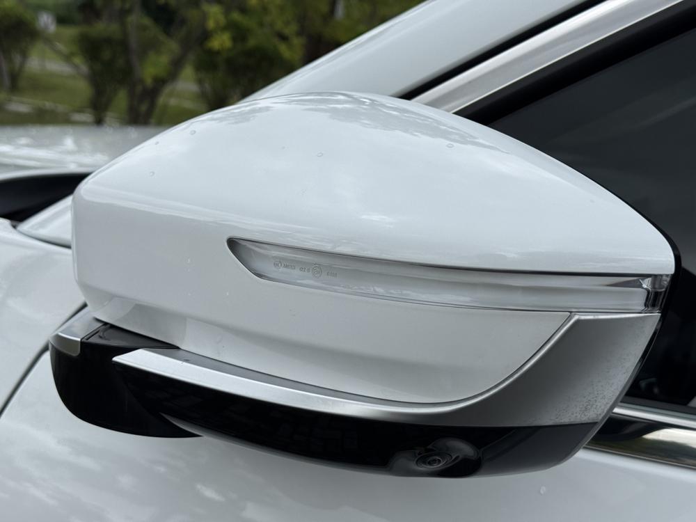 Jetour X70 PLUS 2023 car image #12
