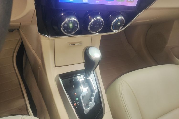 Toyota Corolla 2017 car image #14