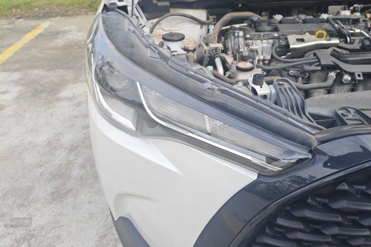 Toyota Corolla Cross 2023 imagen de coche #8