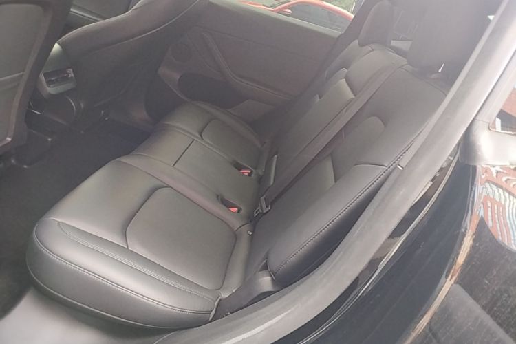 Tesla Model Y 2023 #17 Tesla Model Y 2023 car image #17