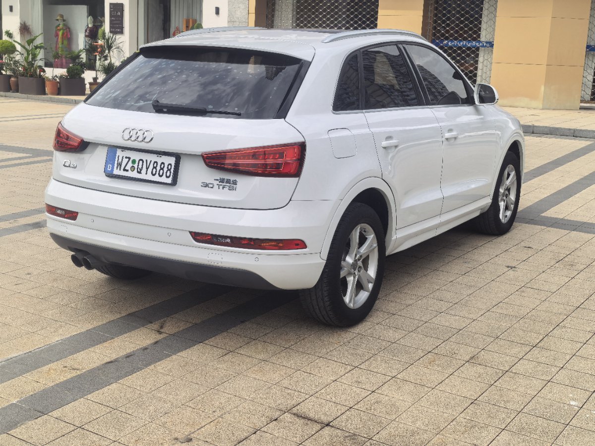Audi Q3 2018 #9 Audi Q3 2018 car image #9