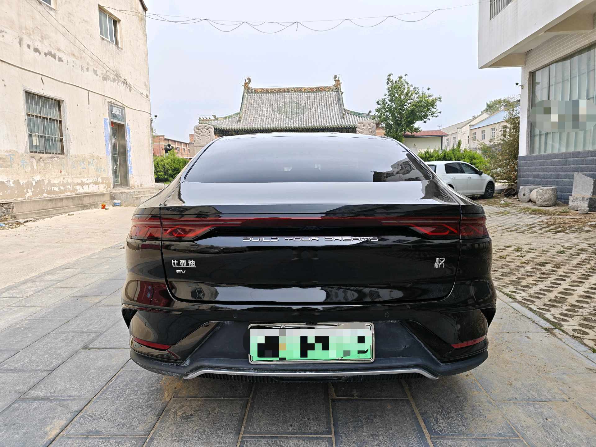 BYD Han 2024 car image #4