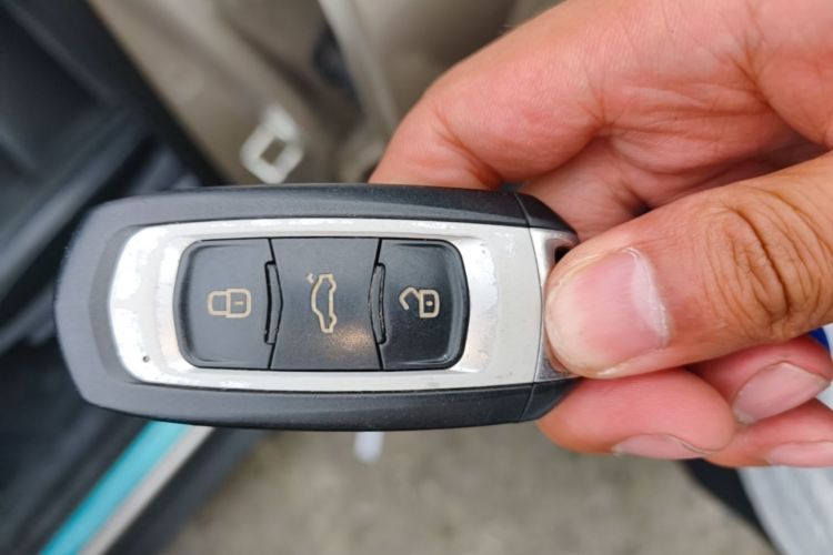 GEELY Emgrand GS 2018 car image #14