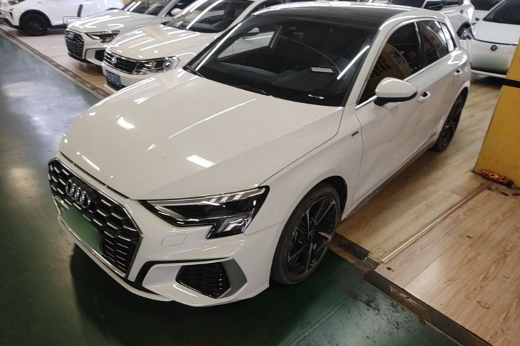 Audi A3 2022 car image #2