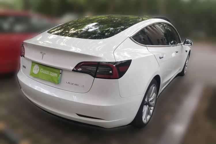 Tesla Model 3 2020 car image #7