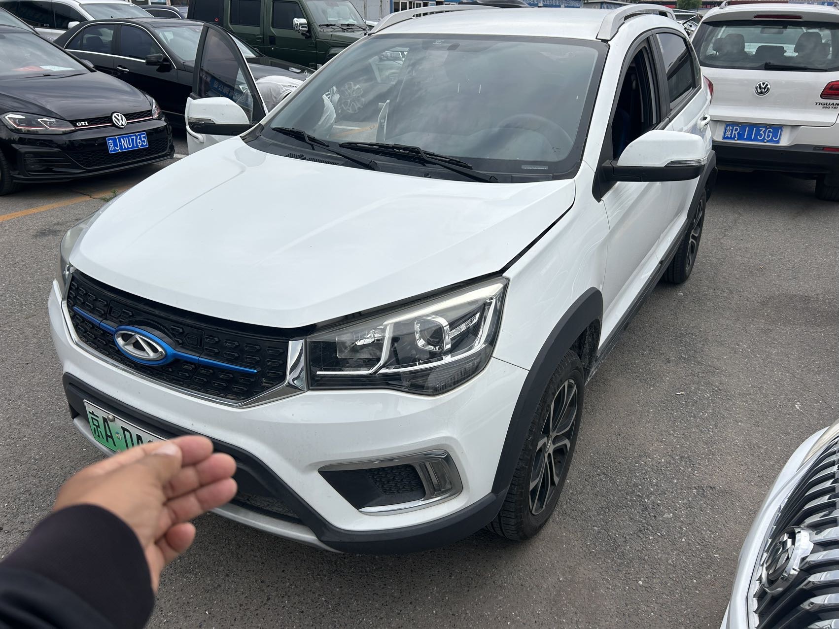 2019 2019 car image