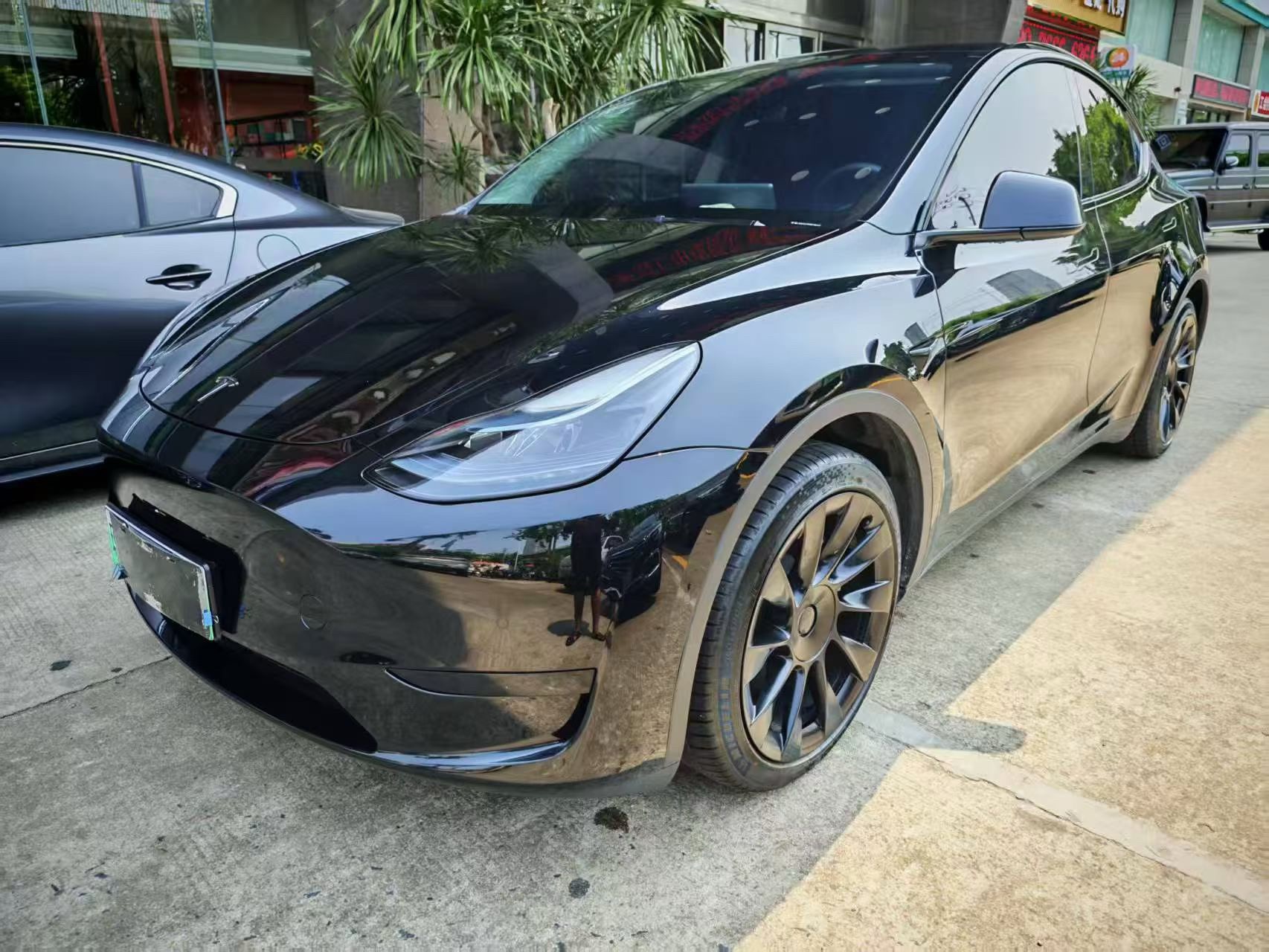 Tesla Model Y 2023 Tesla Model Y 2023 car image