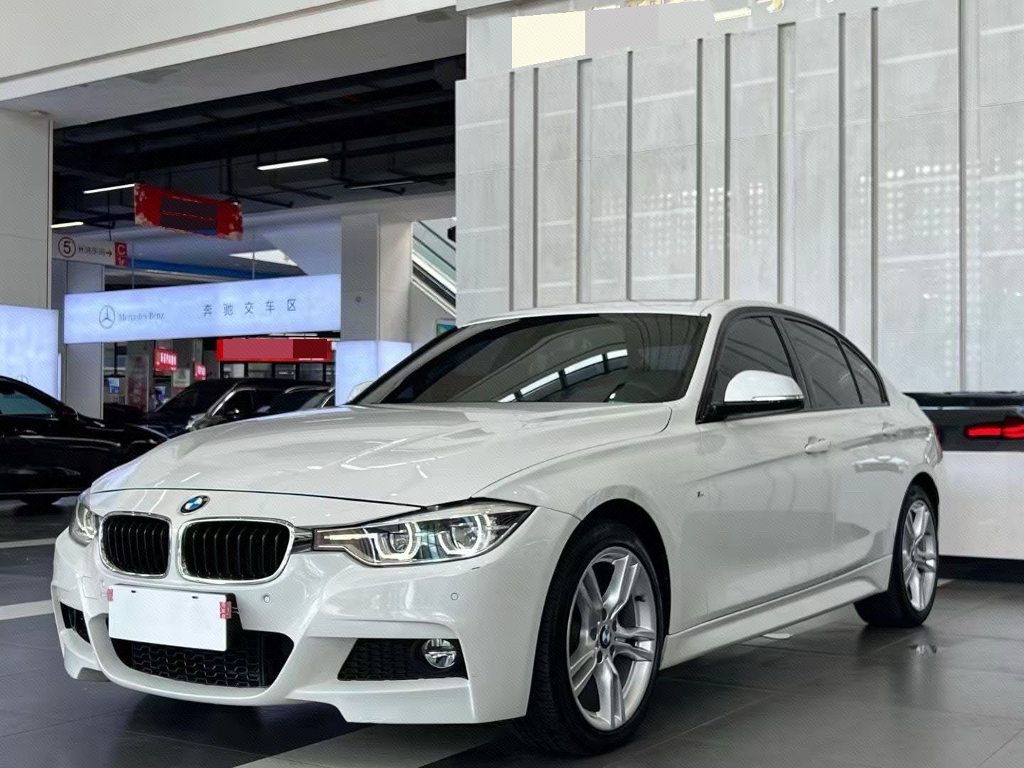 BMW 3 Series 2018 BMW 3 Series 2018 car image